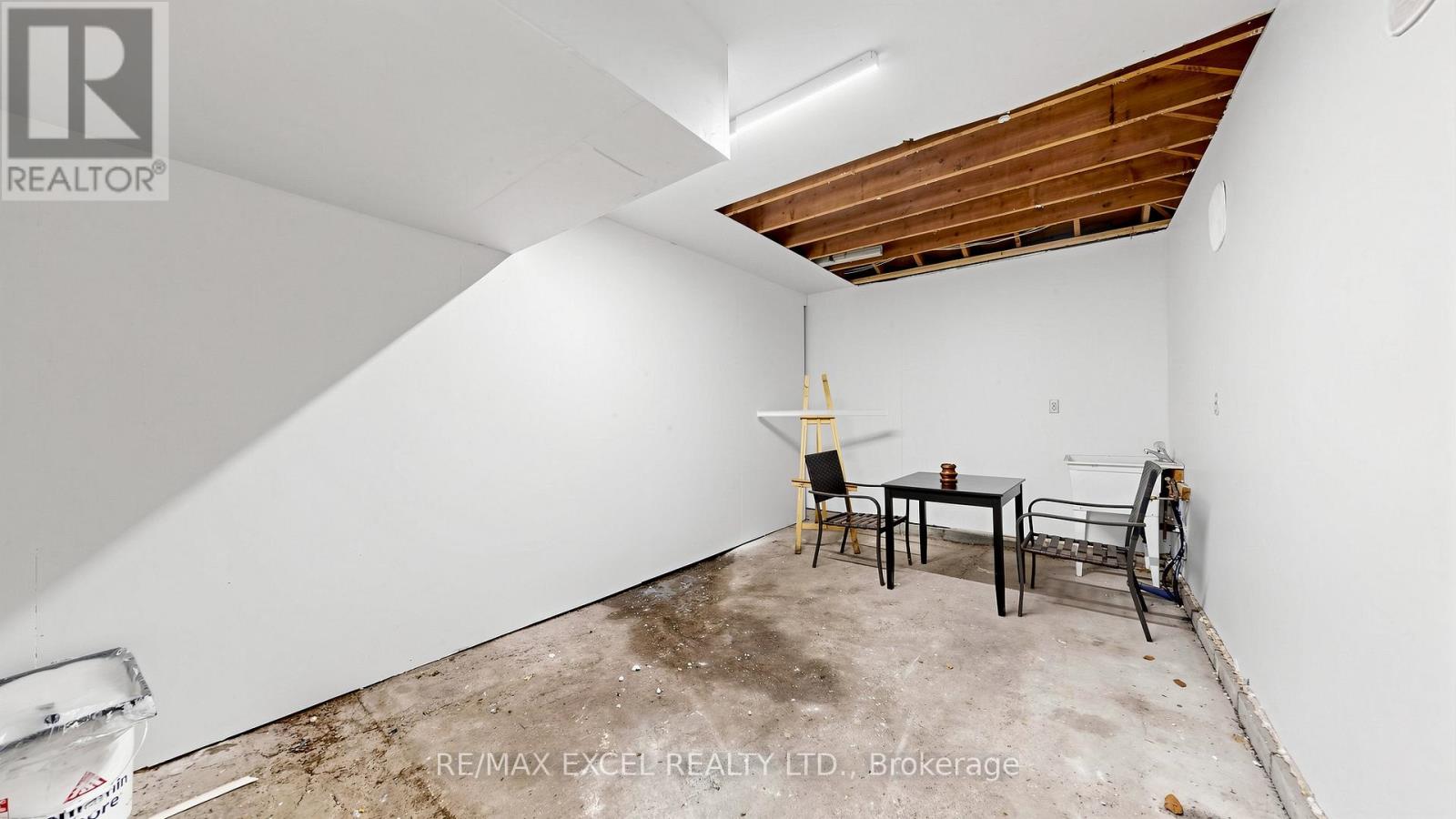 254 PATRICIA AVENUE - 32