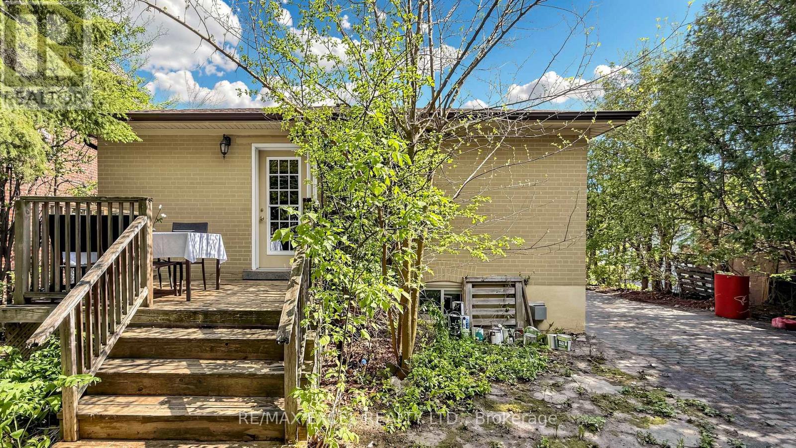 254 PATRICIA AVENUE - 37
