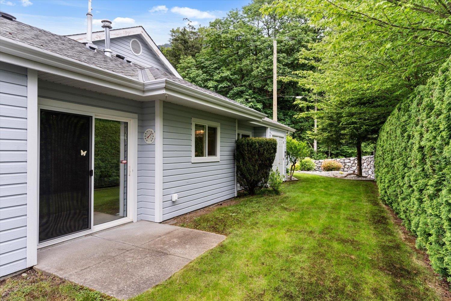 4 730 MCCOMBS DRIVE, Harrison Hot Springs, Harrison Hot Springs