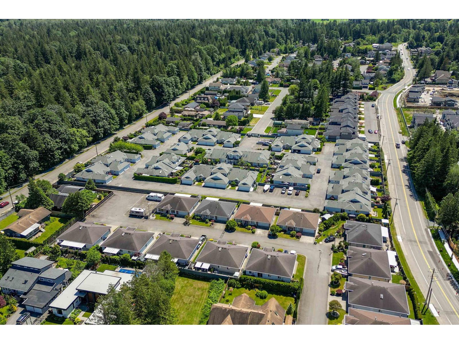 4 730 MCCOMBS DRIVE, Harrison Hot Springs, Harrison Hot Springs