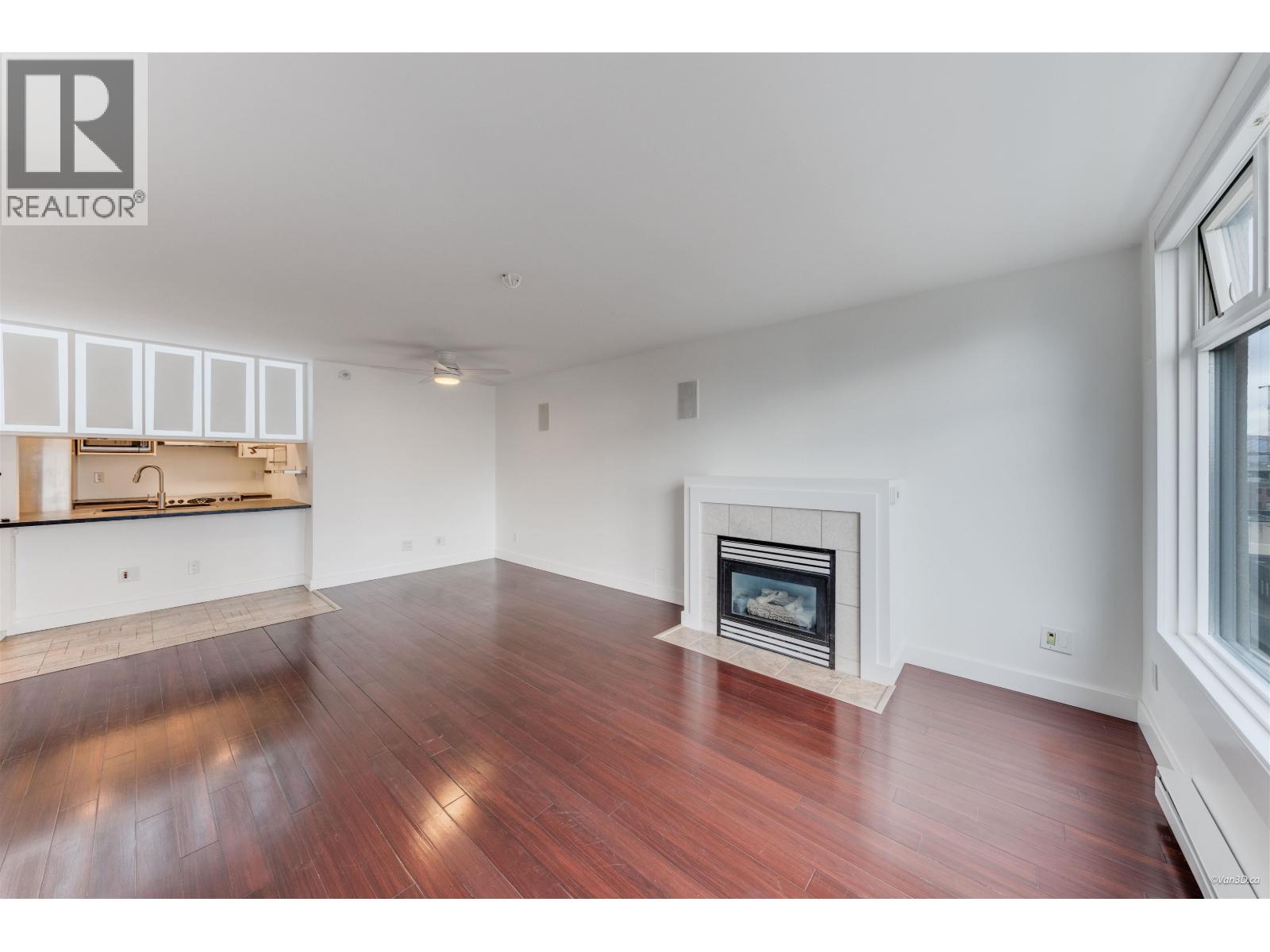606 720 CARNARVON STREET, New Westminster