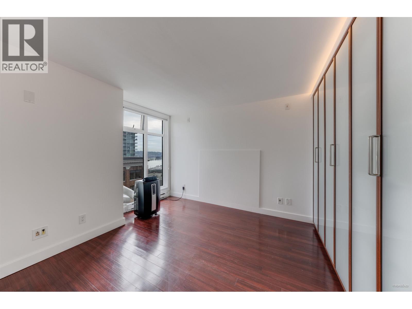 606 720 CARNARVON STREET, New Westminster