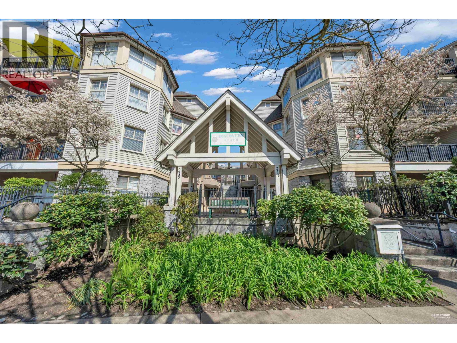 505 215 TWELFTH STREET, New Westminster