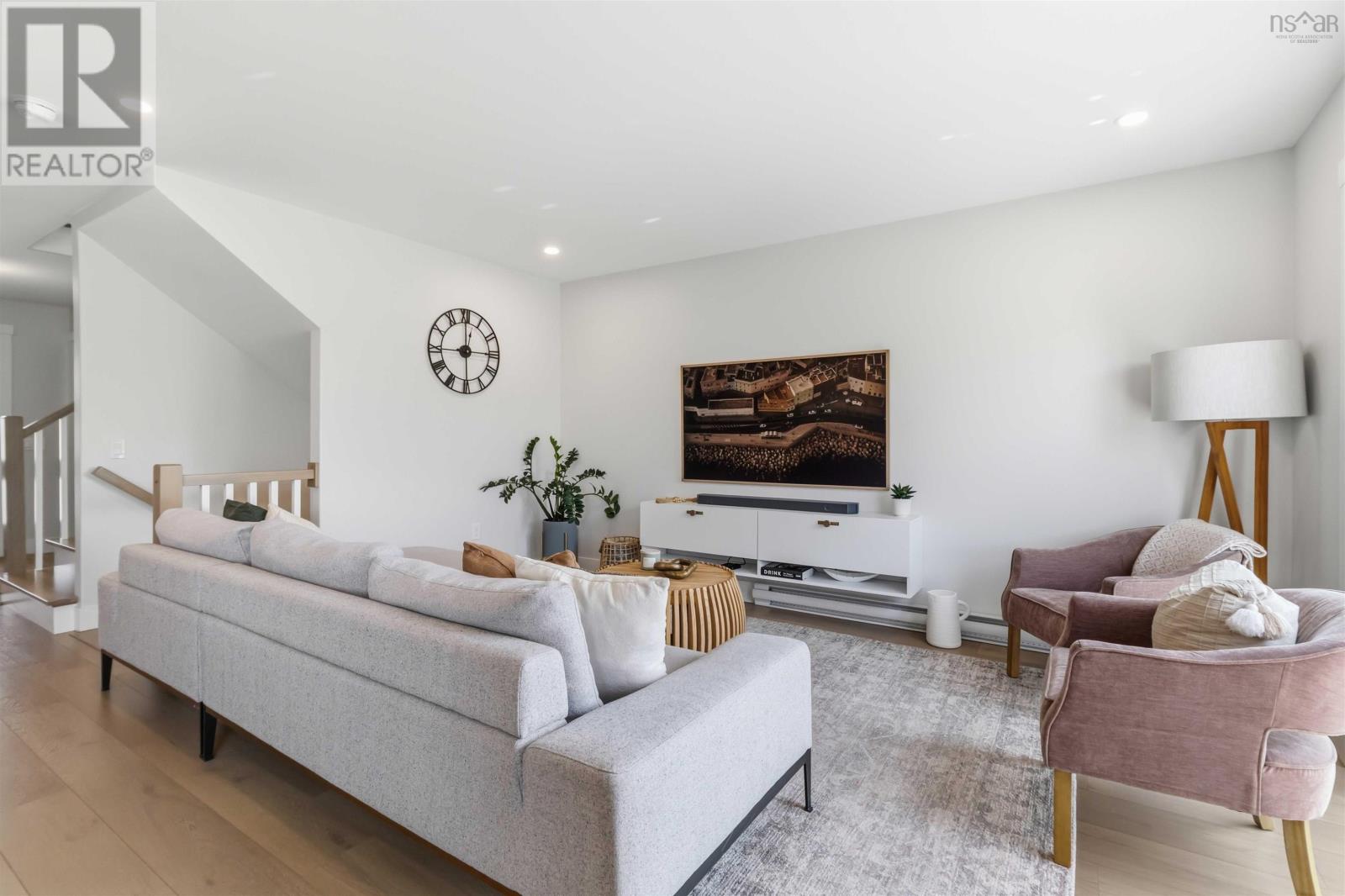 165 Alabaster Way - 10