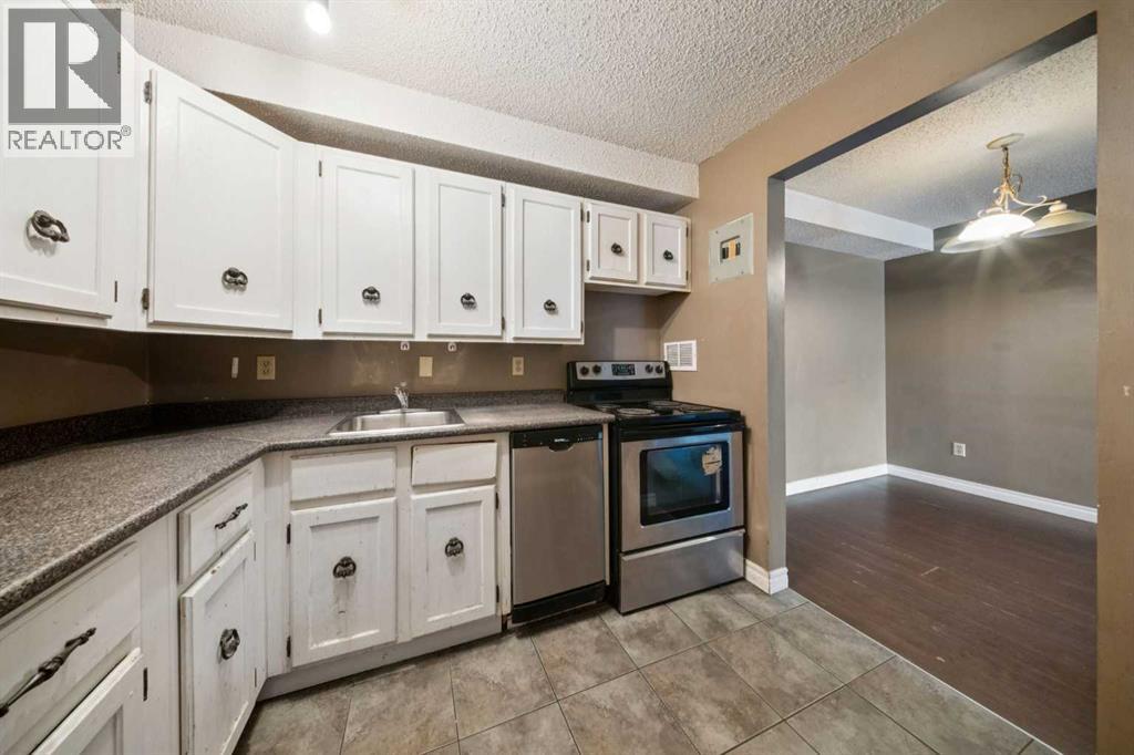 #5111 315 Southampton Drive SW - 9