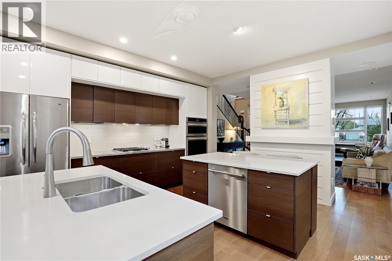 1212 Broadway AVENUE E - 20