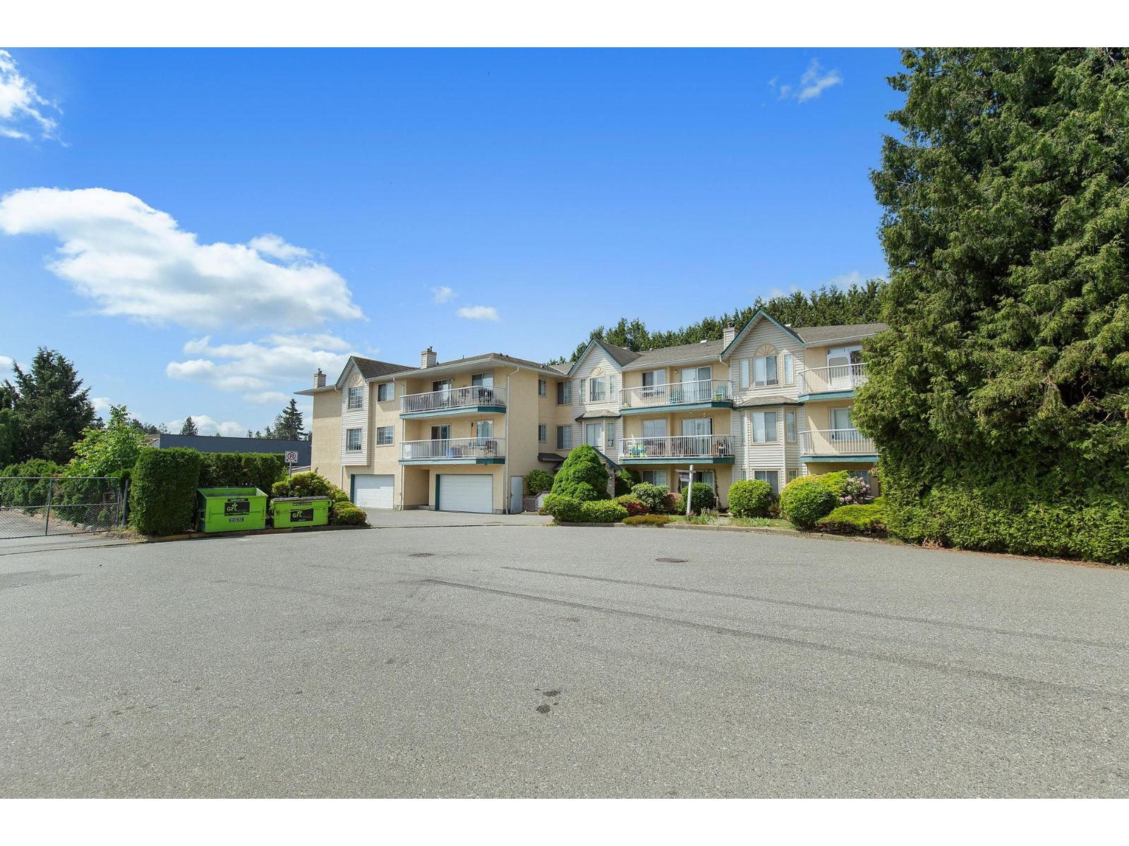 302 2567 VICTORIA Street - photo 2