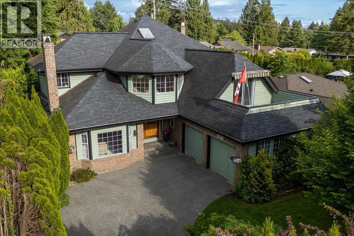 2471 MOWAT PLACE, North Vancouver