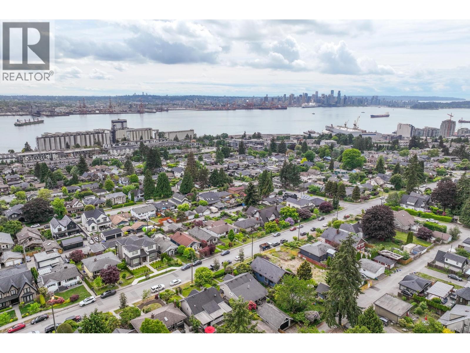 534 E 7TH STREET, North Vancouver