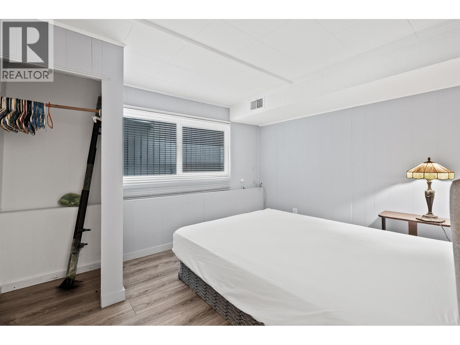 443-445 W KEITH ROAD, North Vancouver