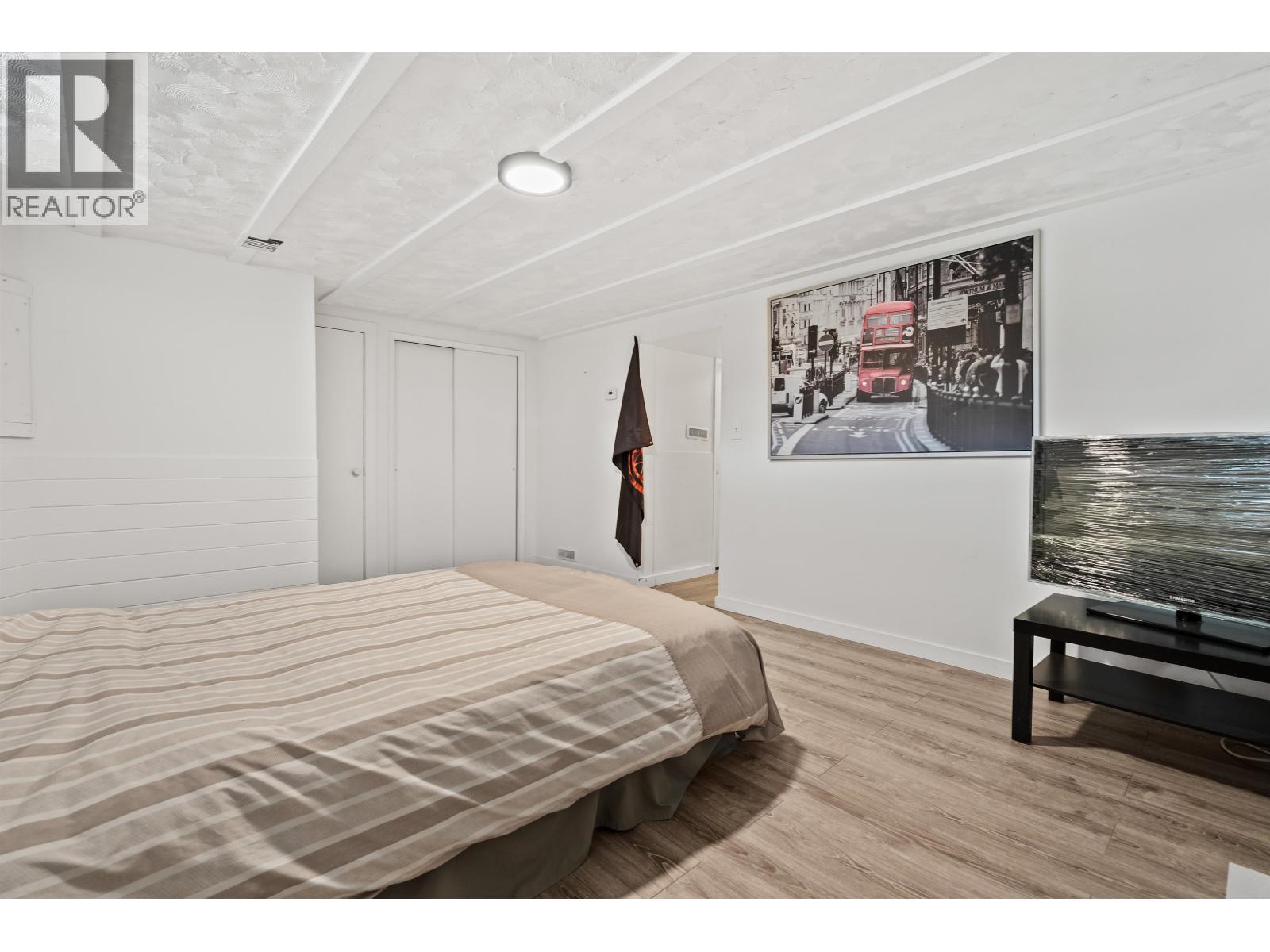 443-445 W KEITH ROAD, North Vancouver
