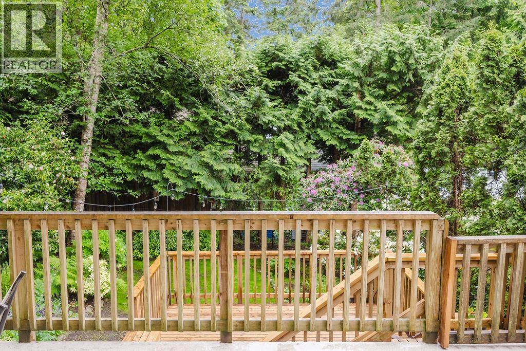 2829 LOWER ROAD, Roberts Creek