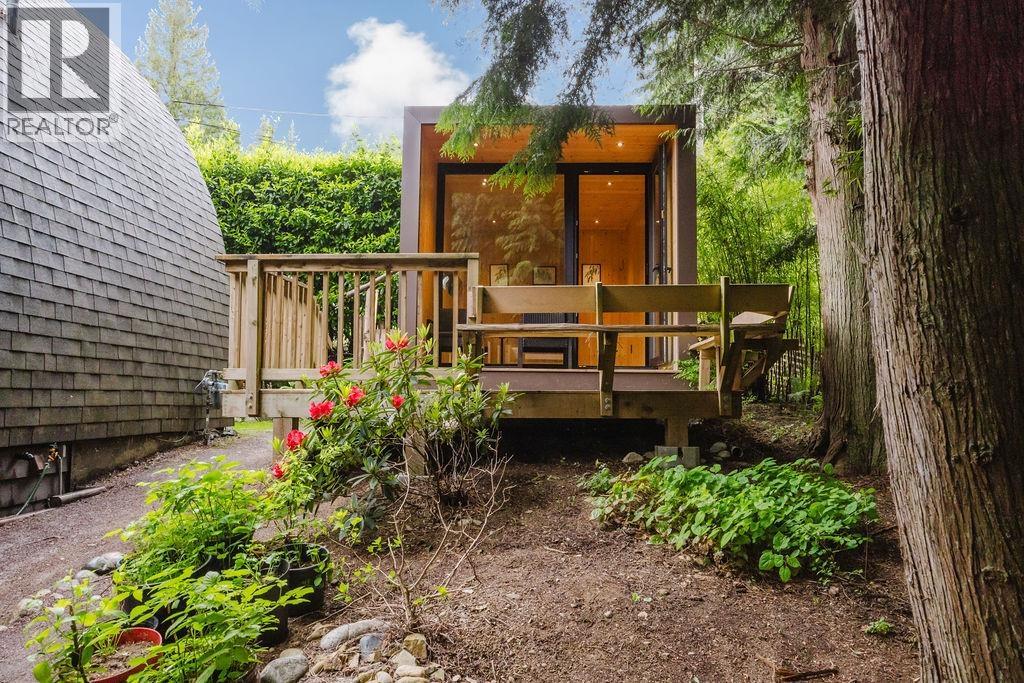 2829 LOWER ROAD, Roberts Creek