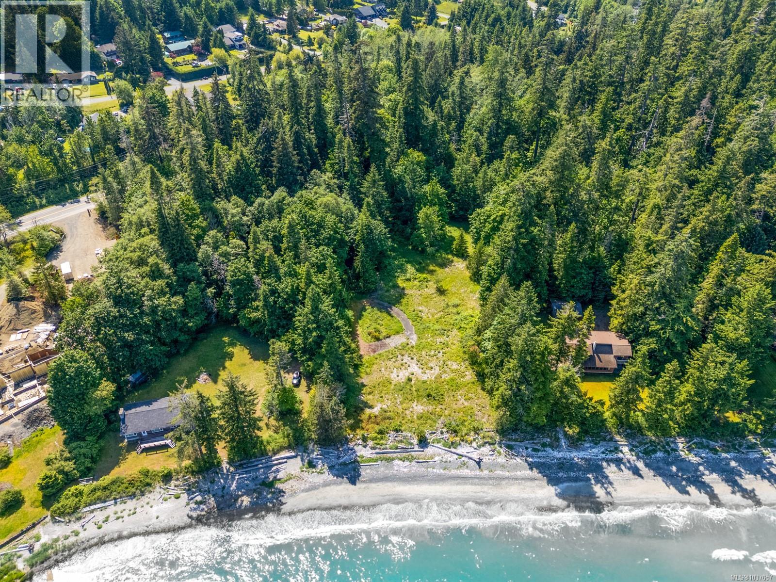 4218 Island Hwy S, Courtenay
