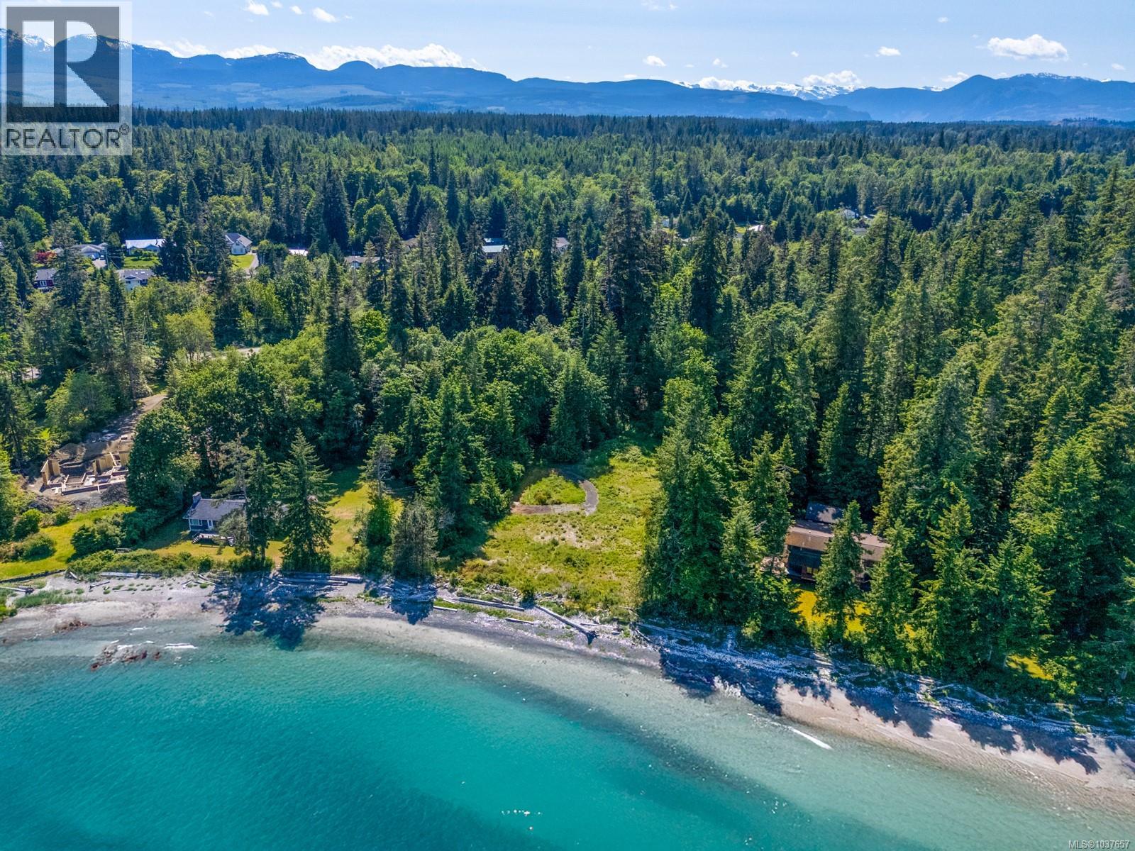 4218 Island Hwy S, Courtenay
