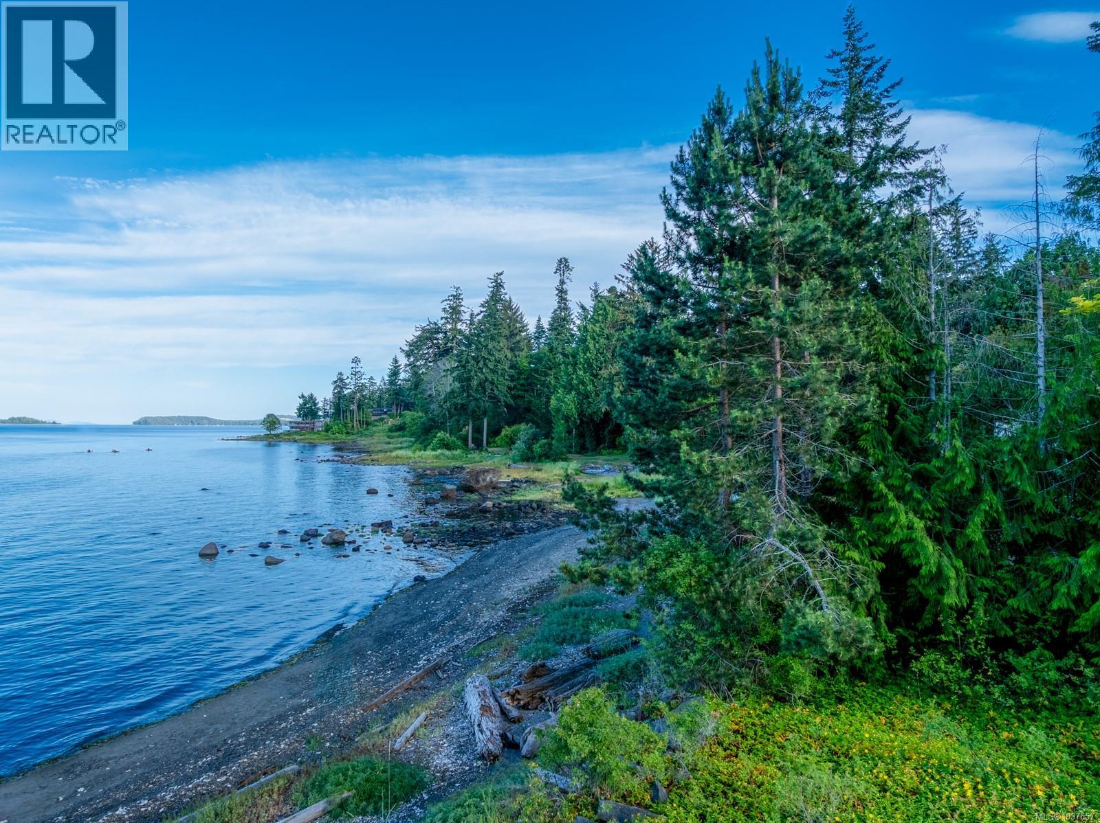 4218 Island Hwy S, Courtenay