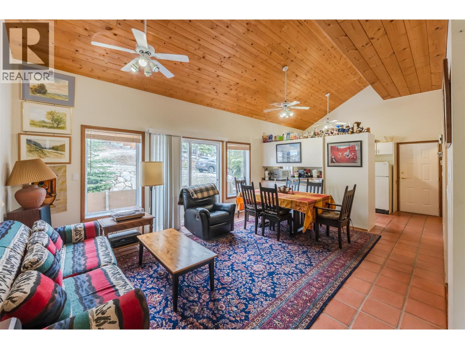 270 Cougar Road - 6