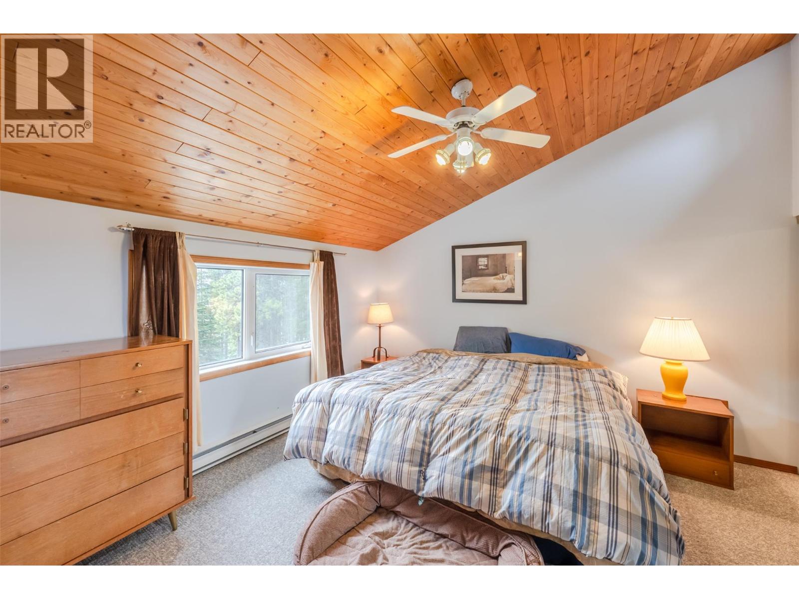 270 Cougar Road, Oliver