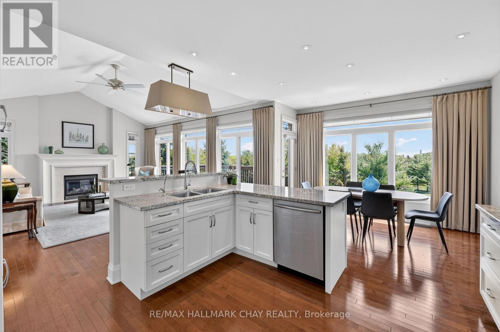 #26 133 RIDGE WAY - 11