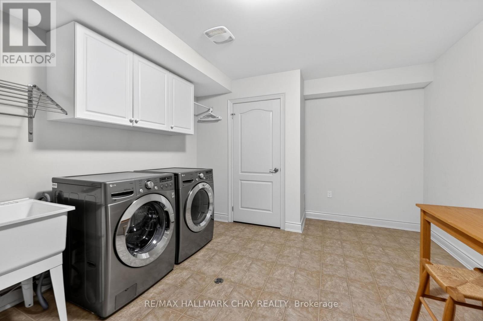 #26 133 RIDGE WAY - 34