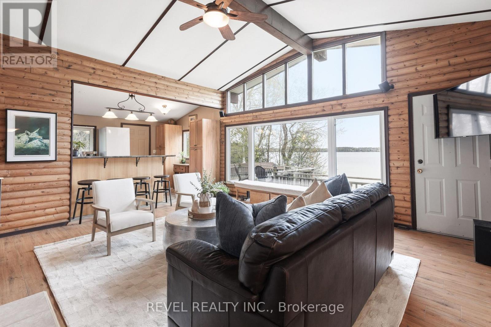 18 LAKEVIEW BOULEVARD - 15