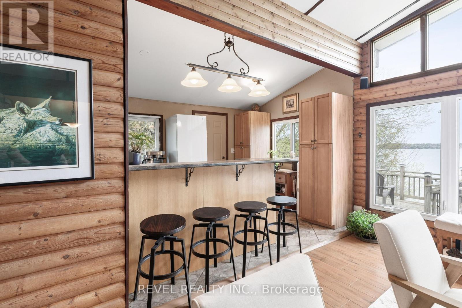 18 LAKEVIEW BOULEVARD - 9