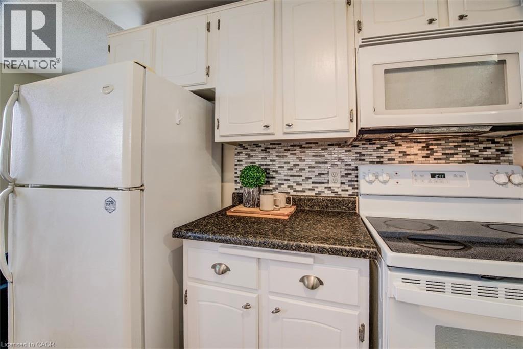 #303 4 AVALON Place - 14