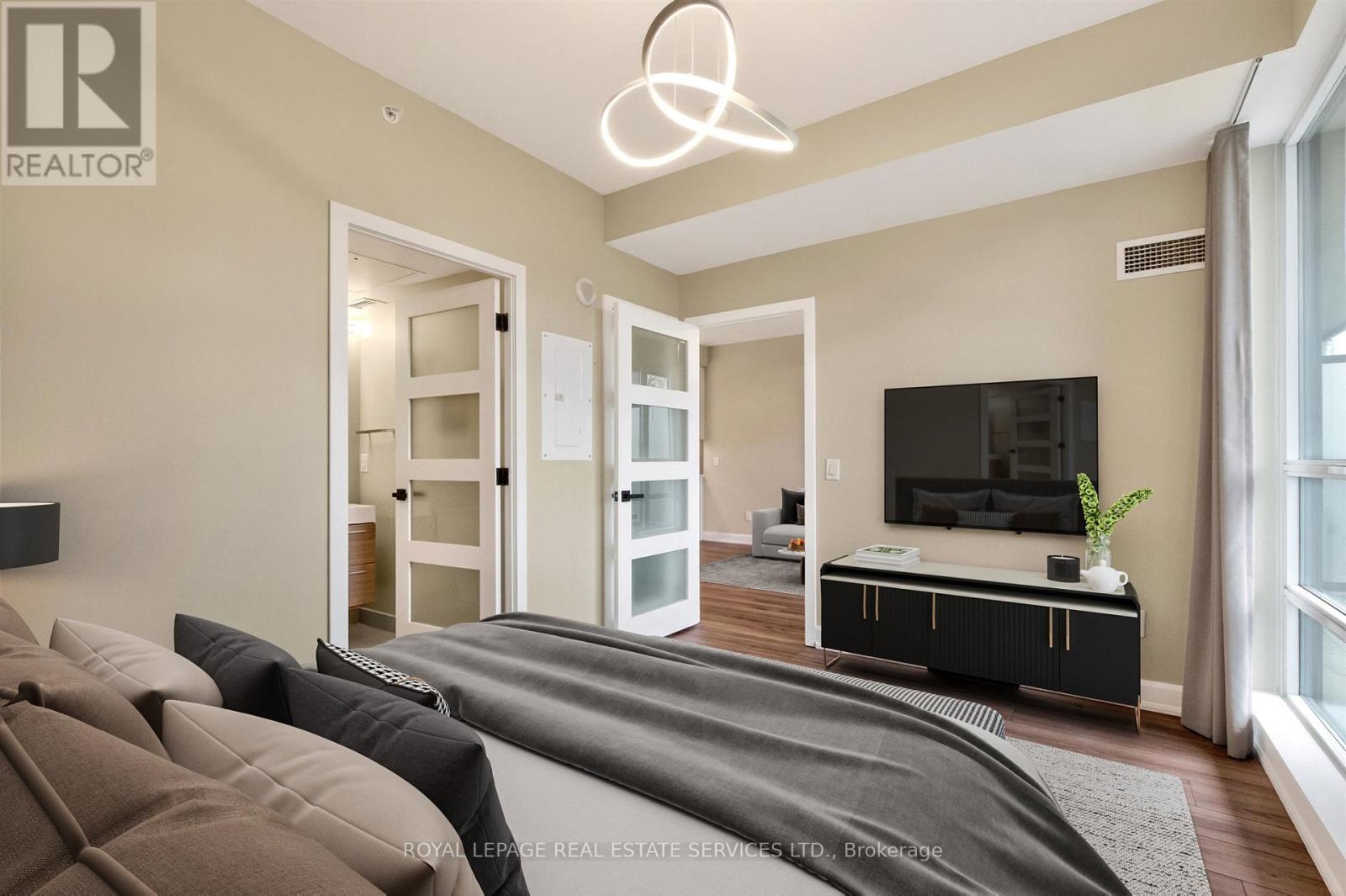 #315 8 FIELDWAY ROAD - 16