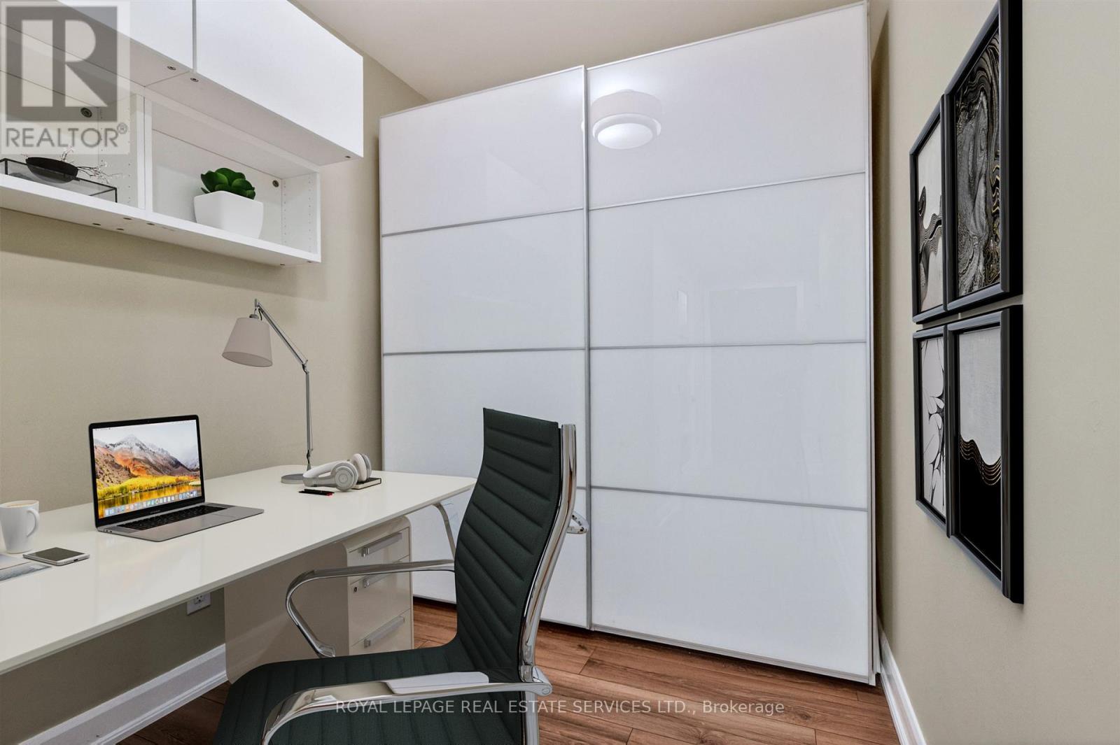 #315 8 FIELDWAY ROAD - 7