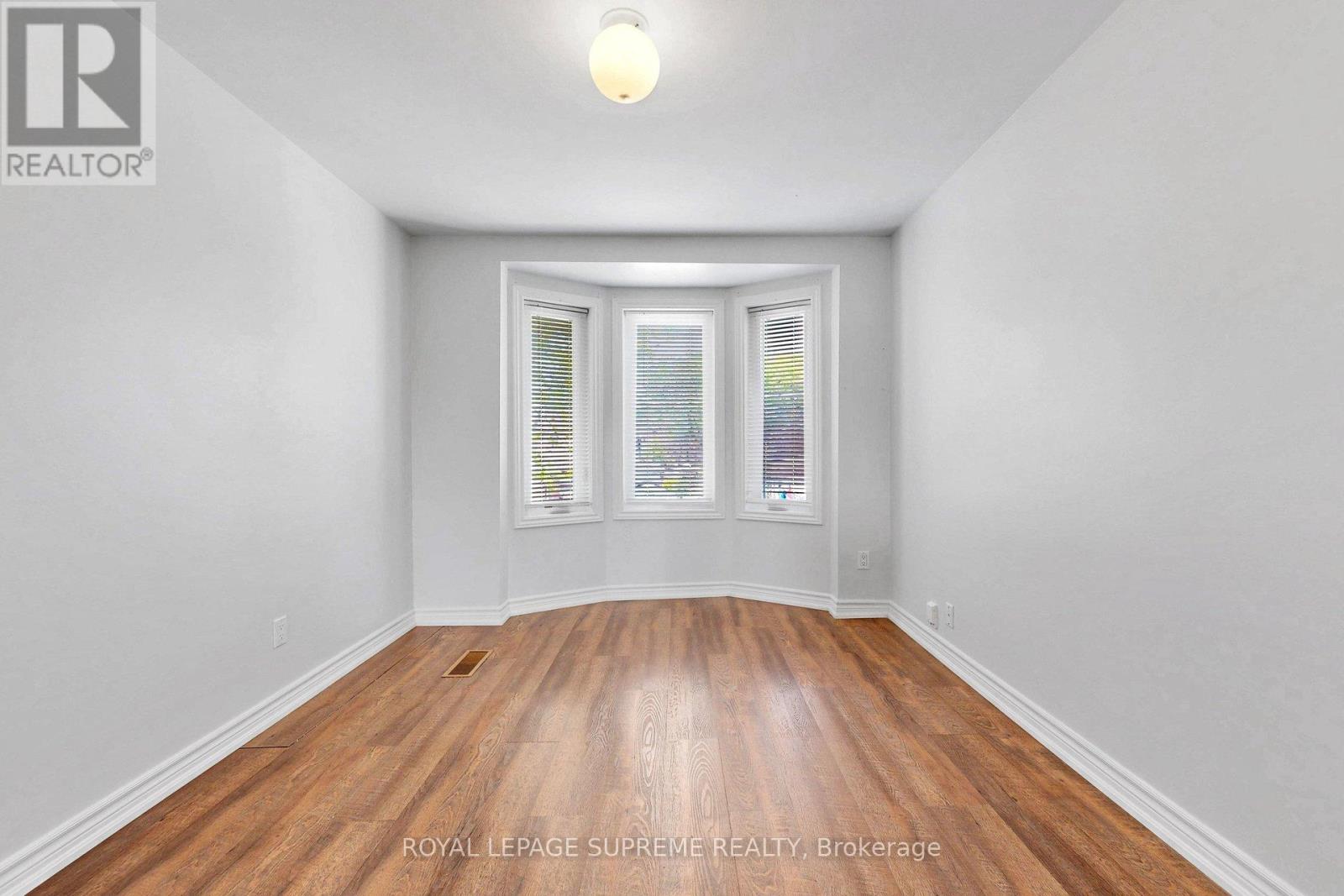 119 ESSEX STREET W - 23
