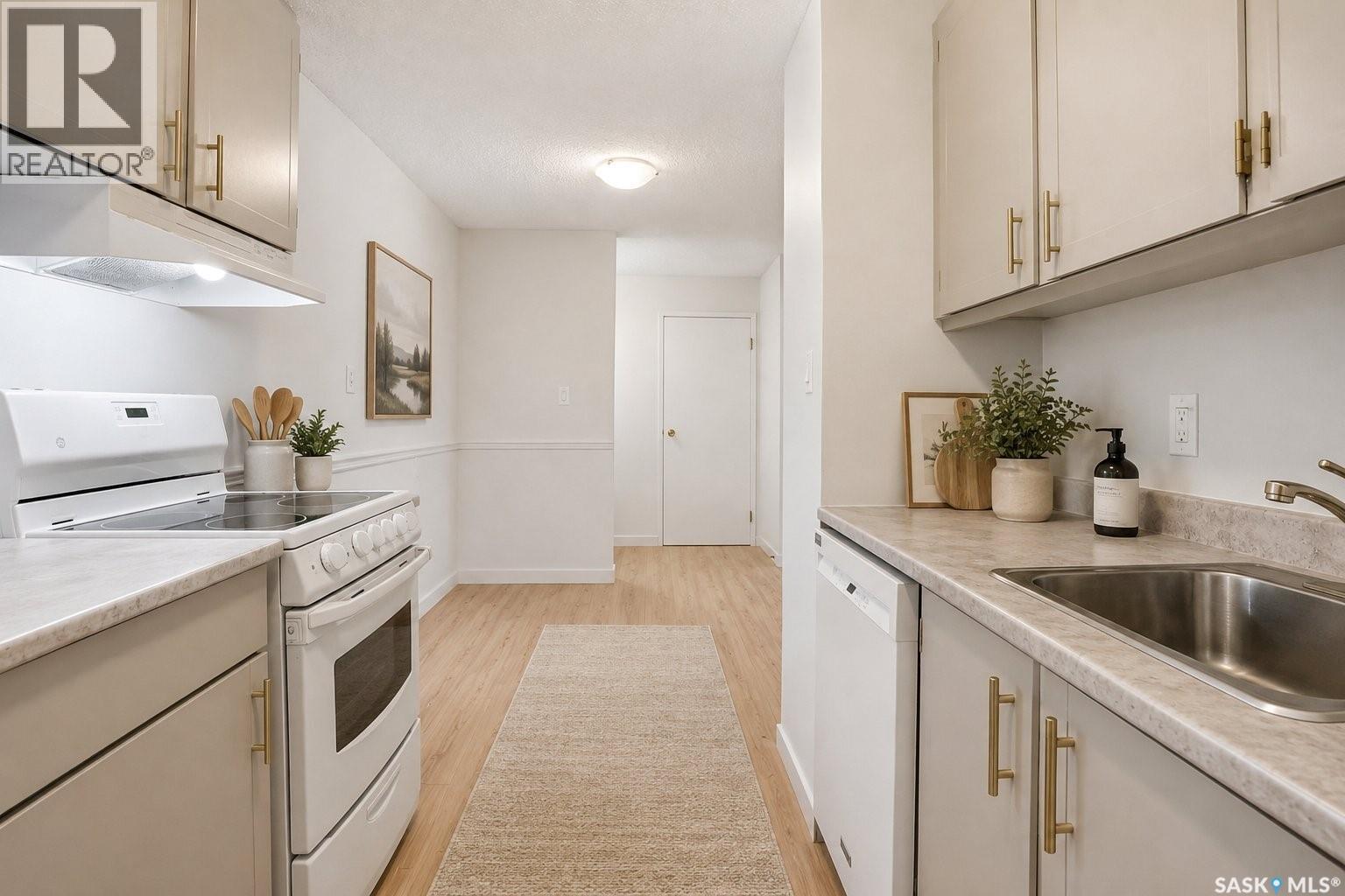 #205 423 Tait COURT - 7