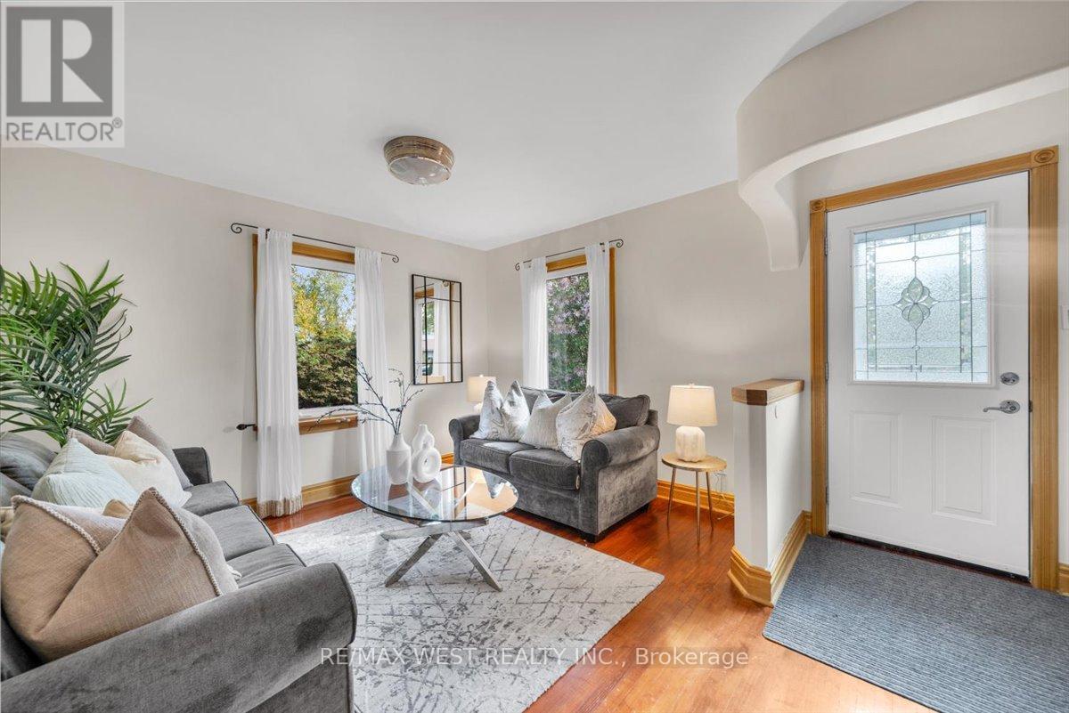 35 GORT AVENUE - 11