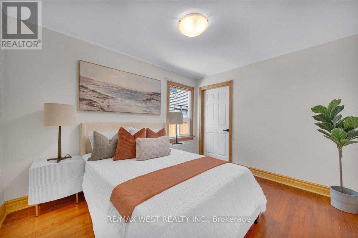 35 GORT AVENUE - 18