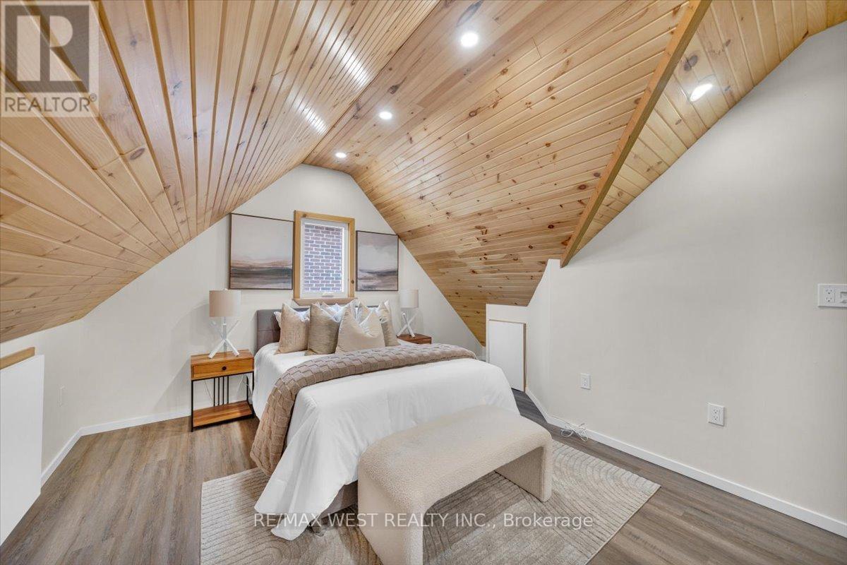 35 GORT AVENUE - 22