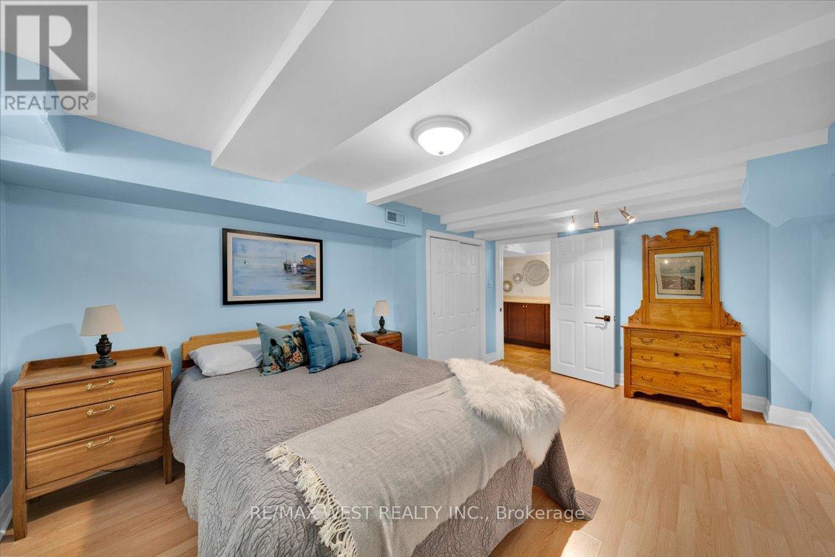 35 GORT AVENUE - 34