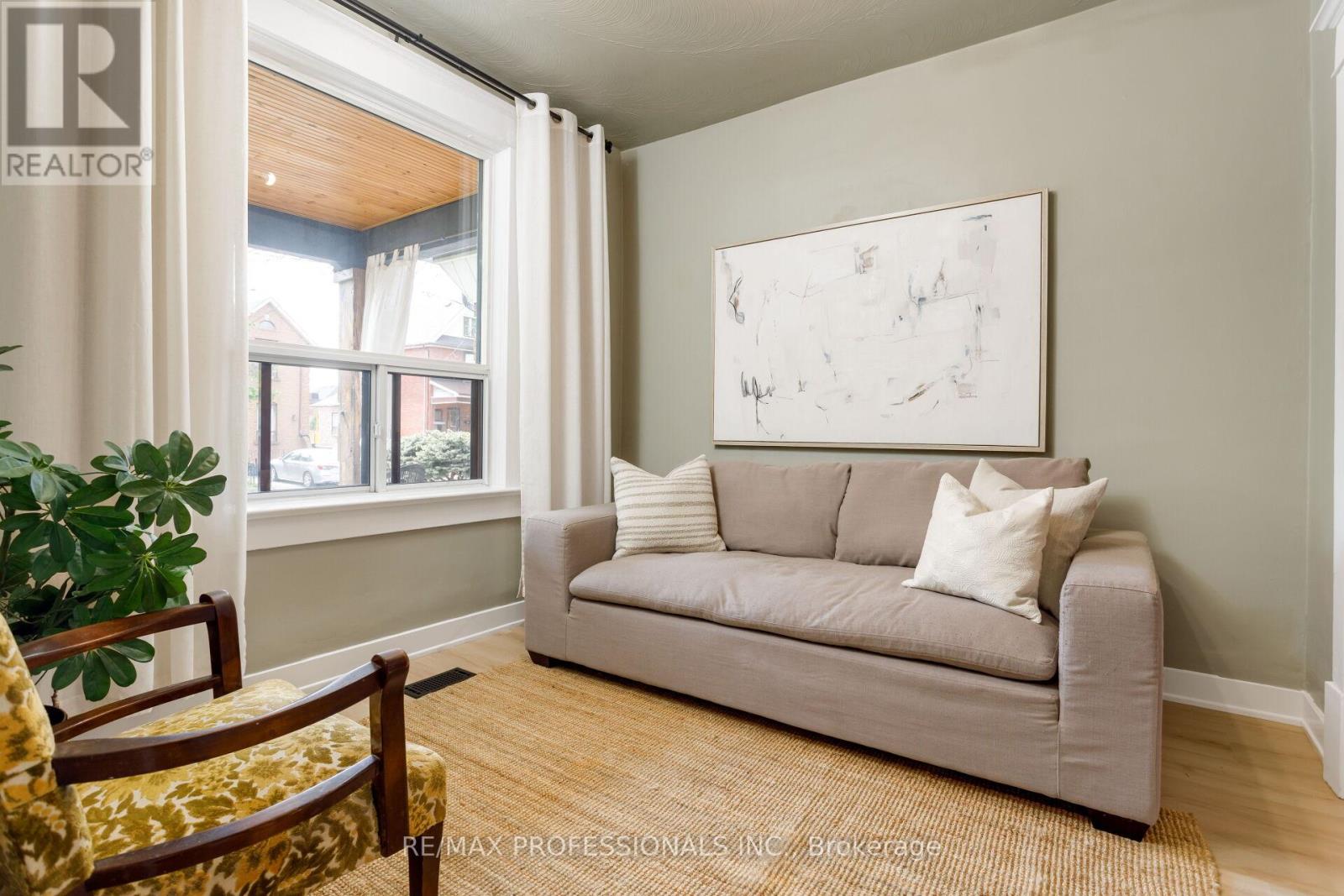 199 OSLER STREET - 14