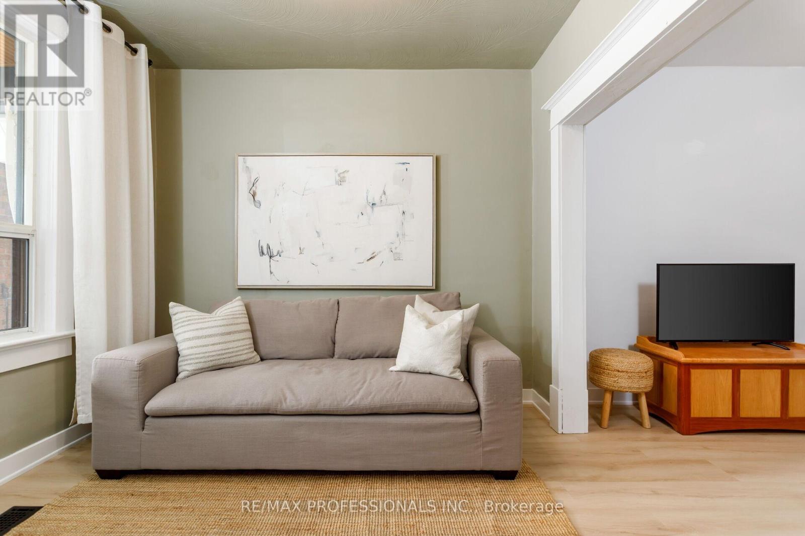 199 OSLER STREET - 15