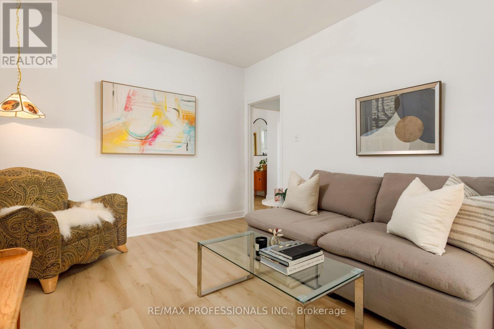 199 OSLER STREET - 19