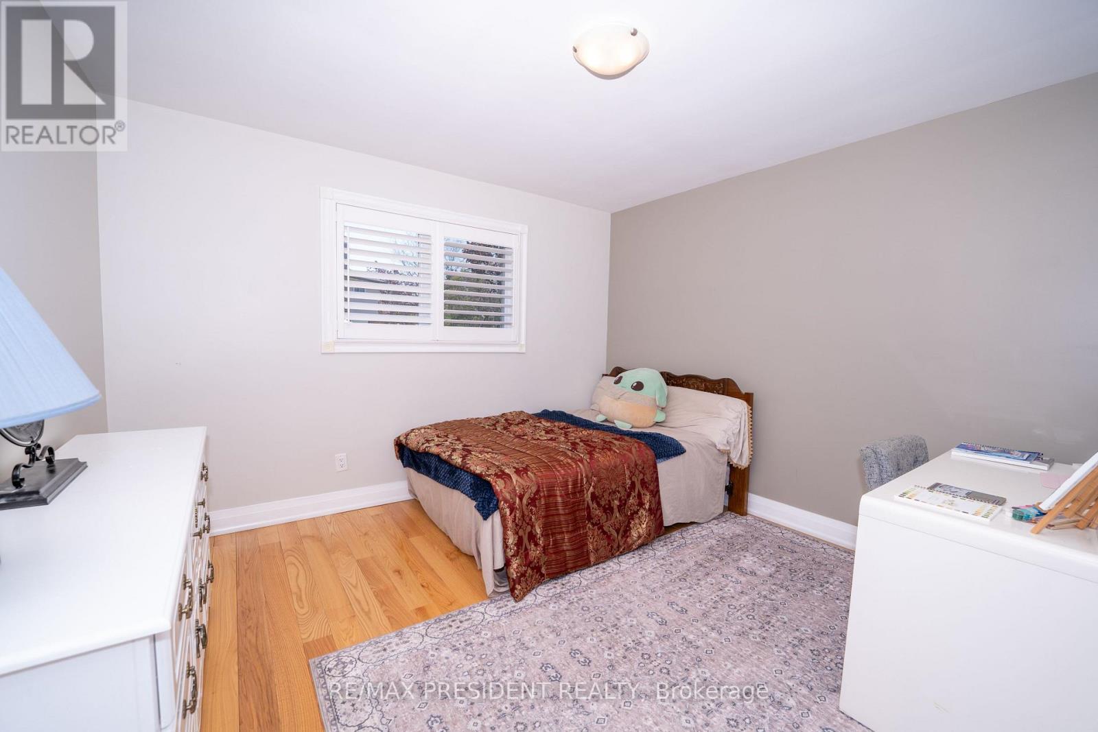233 RUTHERFORD ROAD N - 17