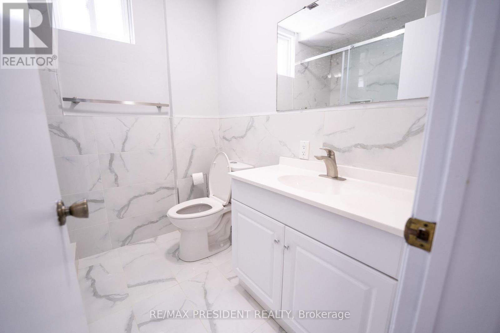 233 RUTHERFORD ROAD N - 28
