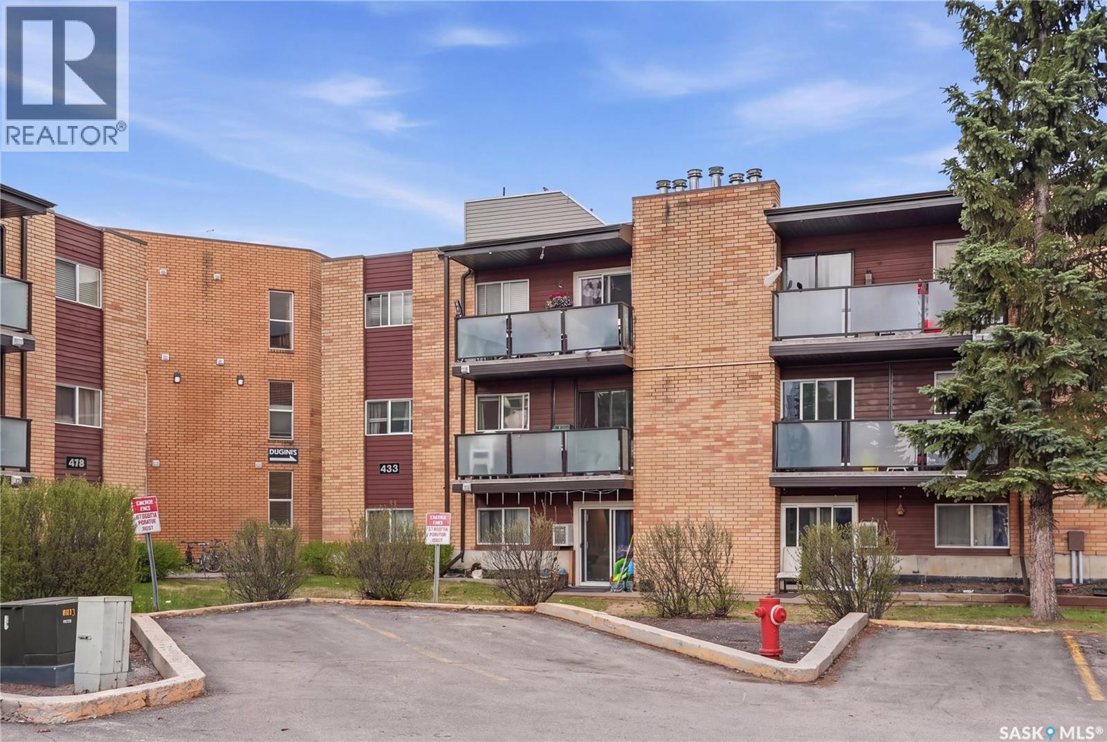 #205 423 Tait COURT - 3