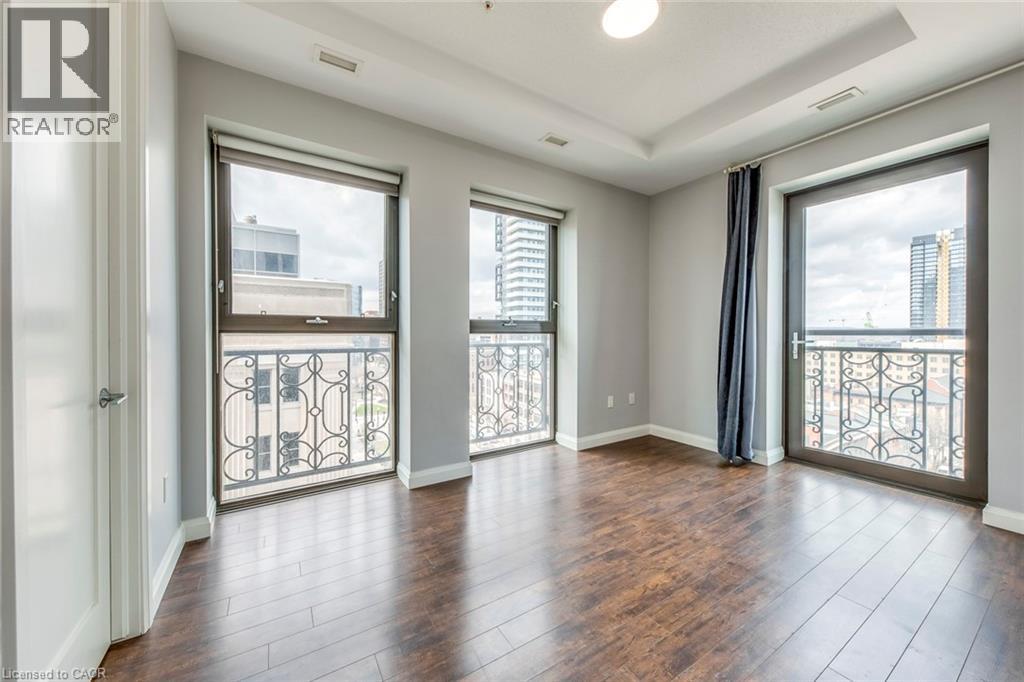 #905 112 KING Street E - 25