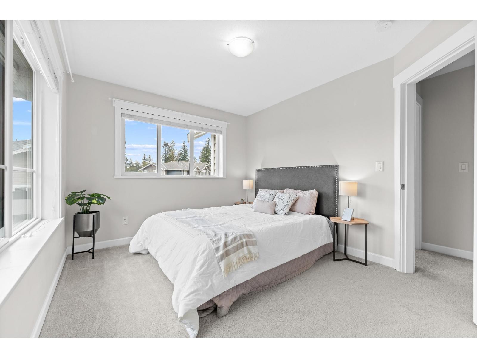63 7059 210 STREET, Langley