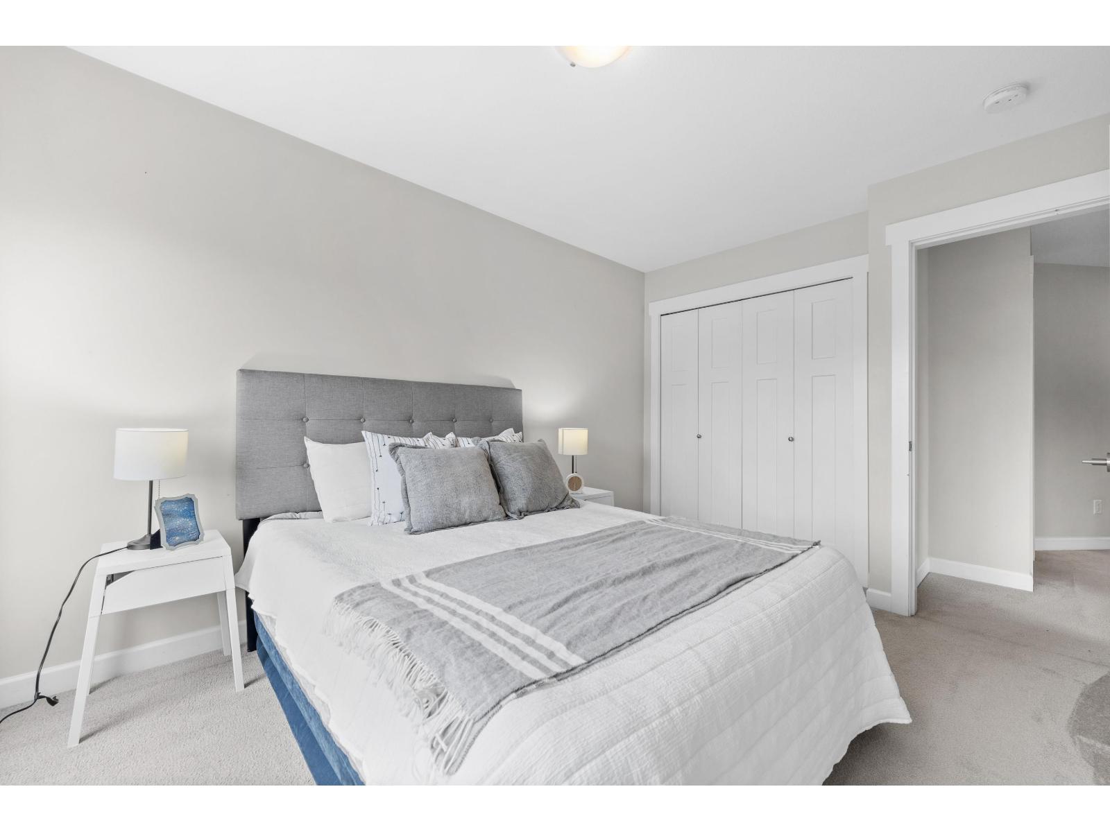 63 7059 210 STREET, Langley