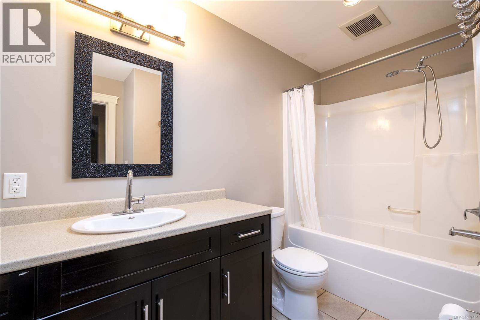 2644 Kendal Ave - 27