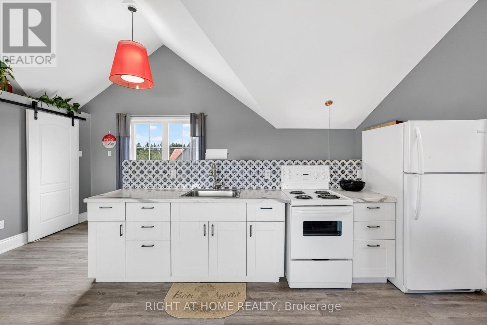 362 SHORT POINT ROAD - 35