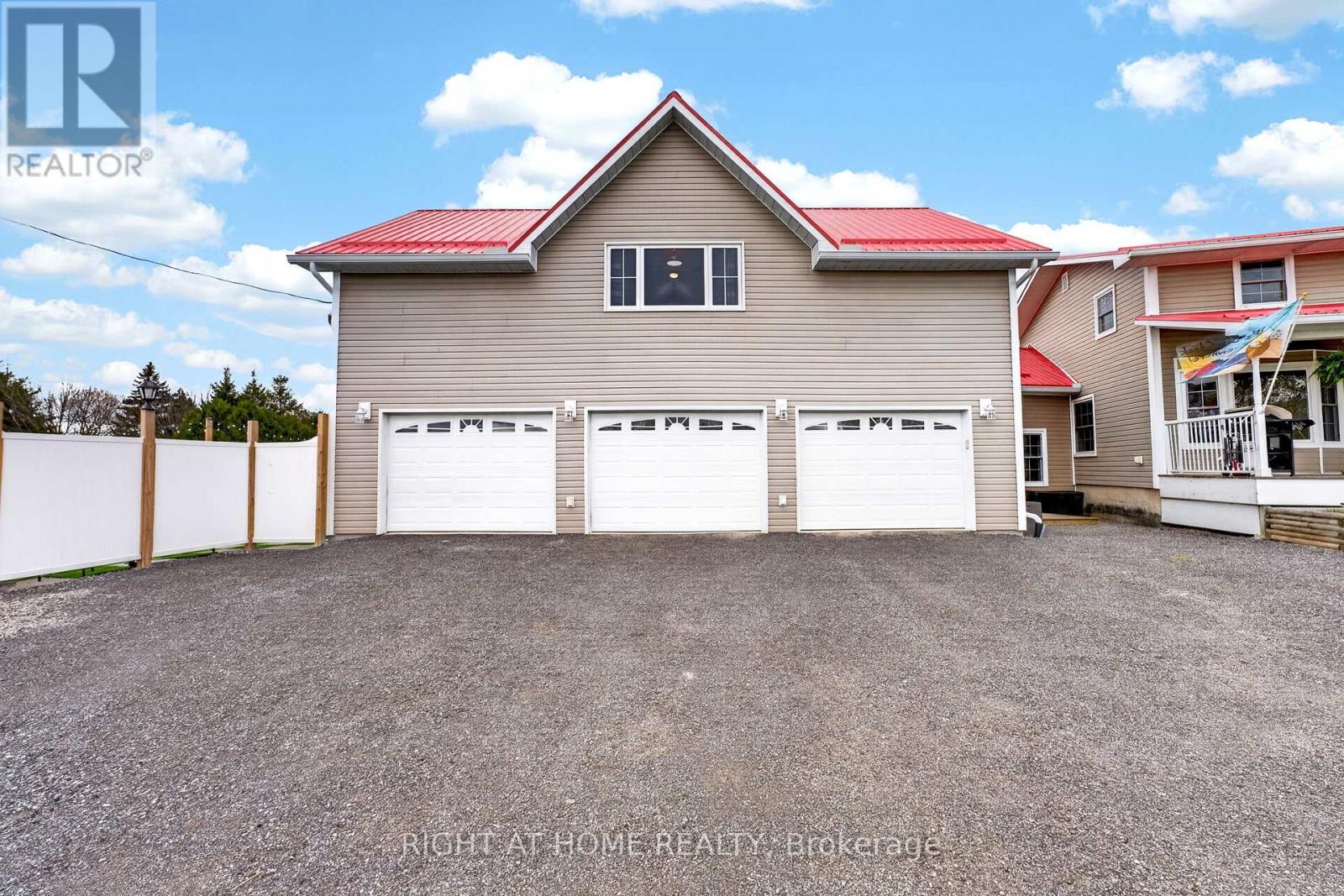 362 SHORT POINT ROAD - 4