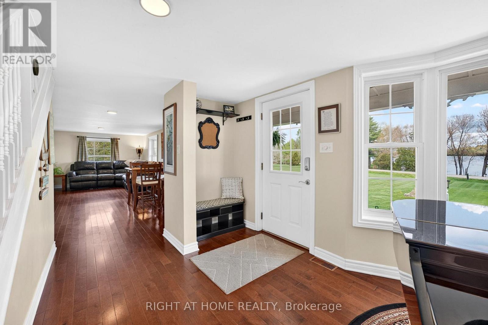 362 SHORT POINT ROAD - 7