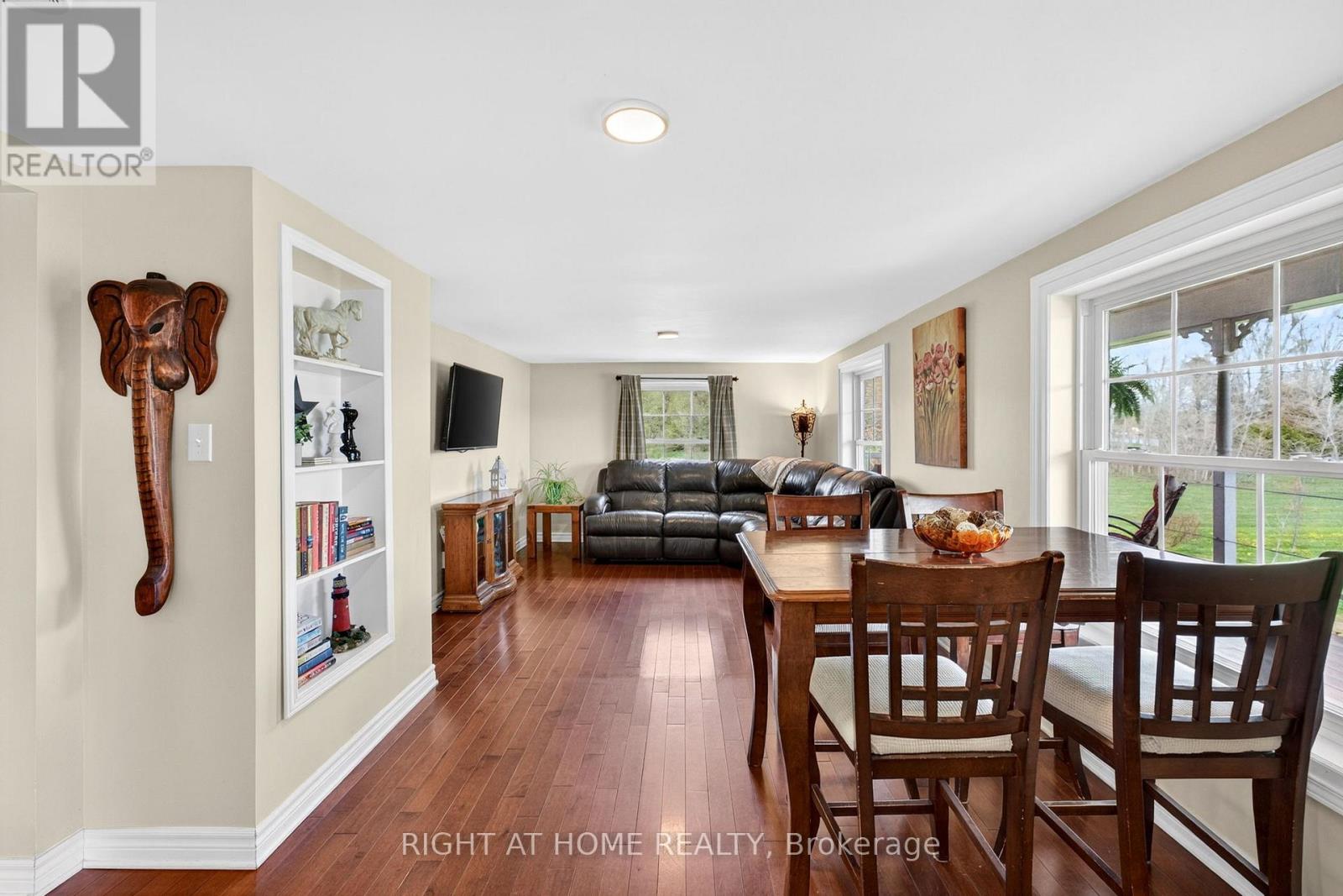 362 SHORT POINT ROAD - 8