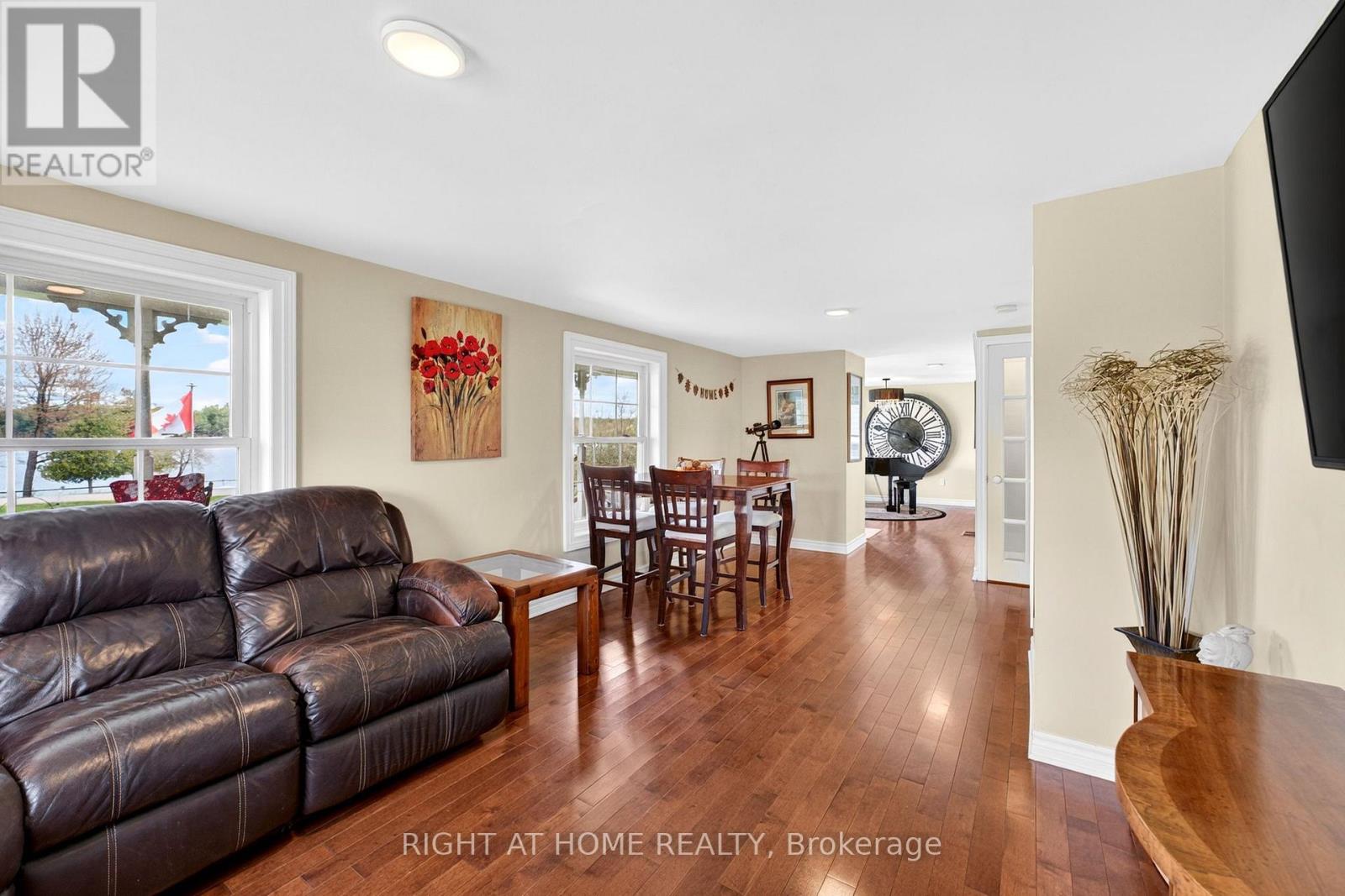 362 SHORT POINT ROAD - 9